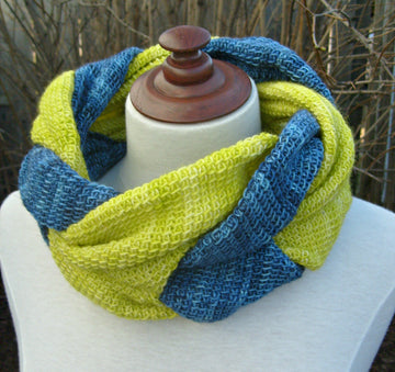 Twisted, Tunisian crochet cowl pattern