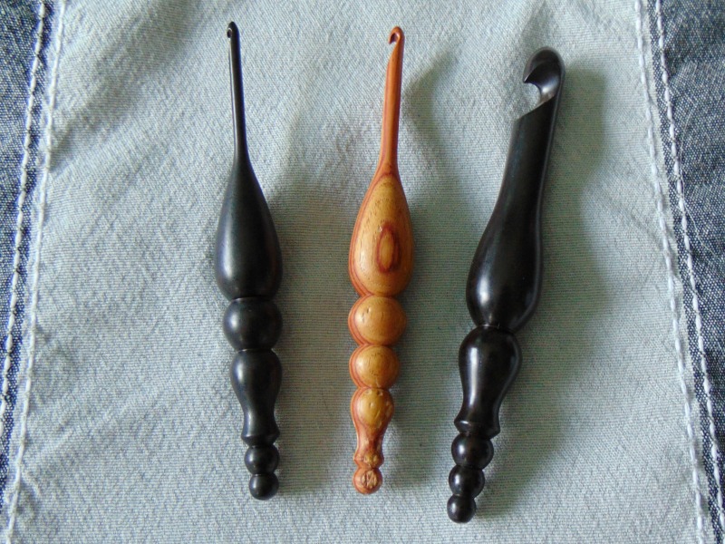 Review: Furls Heirloom Wooden Crochet Hooks (Alpha Series