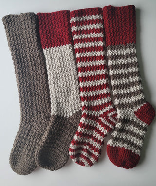 Gnome family of stockings, free crochet pattern