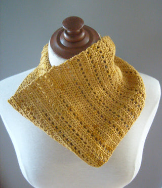 Free crochet pattern : the Golden Kerchief