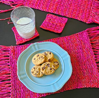Holiday placemat and coaster set - free festive Tunisian crochet pattern