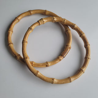 Bamboo round bag handles.