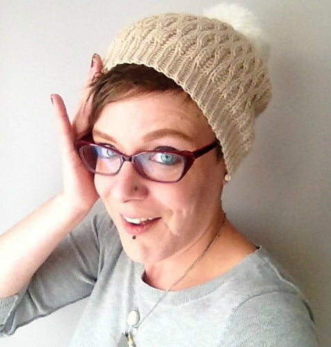 Ski bunny, crochet hat pattern