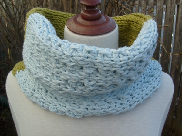 Summer, patron de col au crochet tunisien